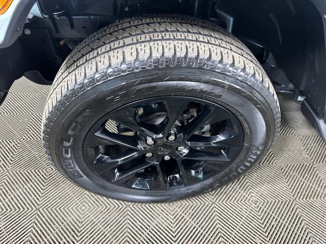 Used 2023 Jeep Wrangler Unlimited Sahara w/ Cold Weather Group image 9