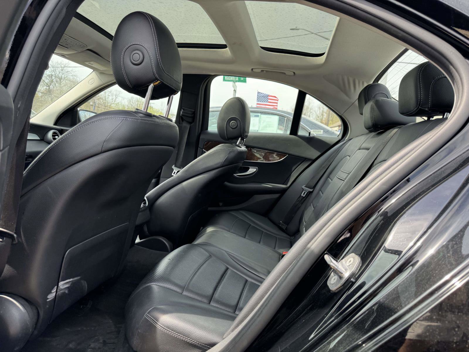 Used 2017 Mercedes-Benz C 300 4MATIC Sedan image 8