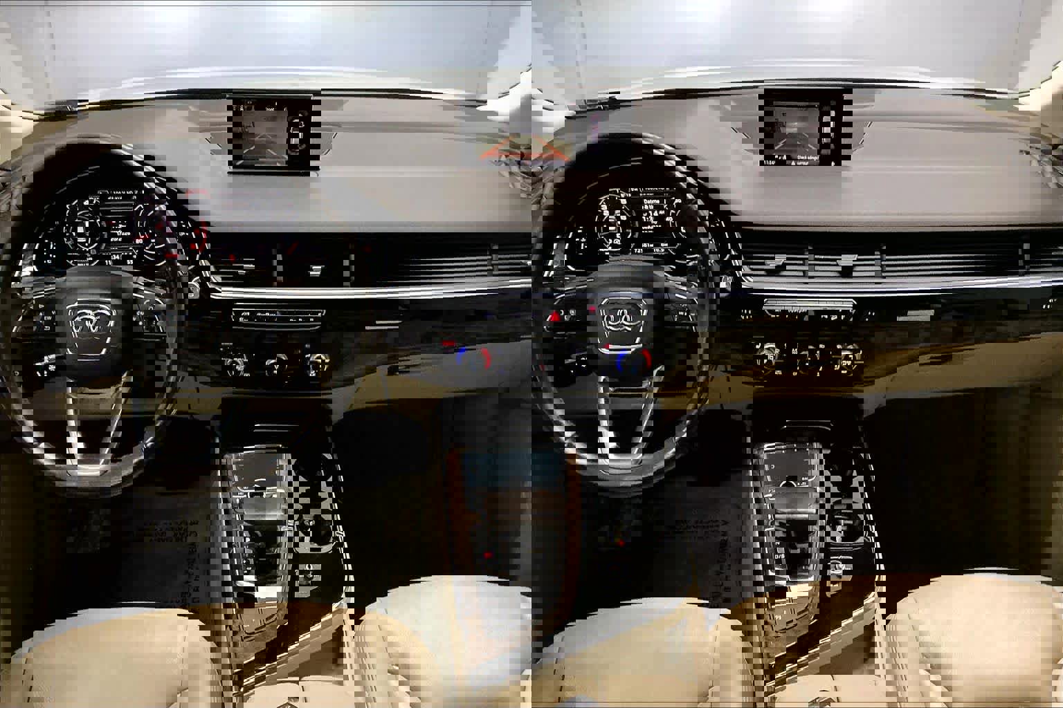 Used 2017 Audi Q7 3.0T Premium Plus w/ Premium Plus Package image 18