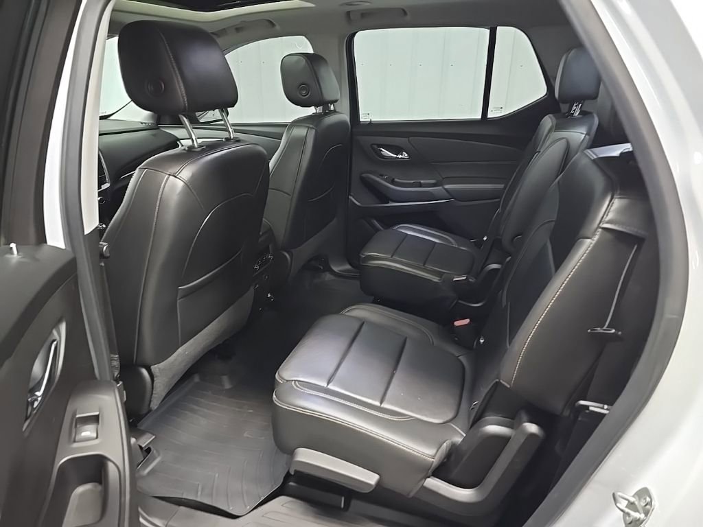 Used 2019 Chevrolet Traverse RS image 31