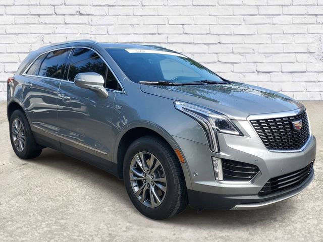 Certified 2023 Cadillac XT5 Premium Luxury w/ Technology Package FWD image 4