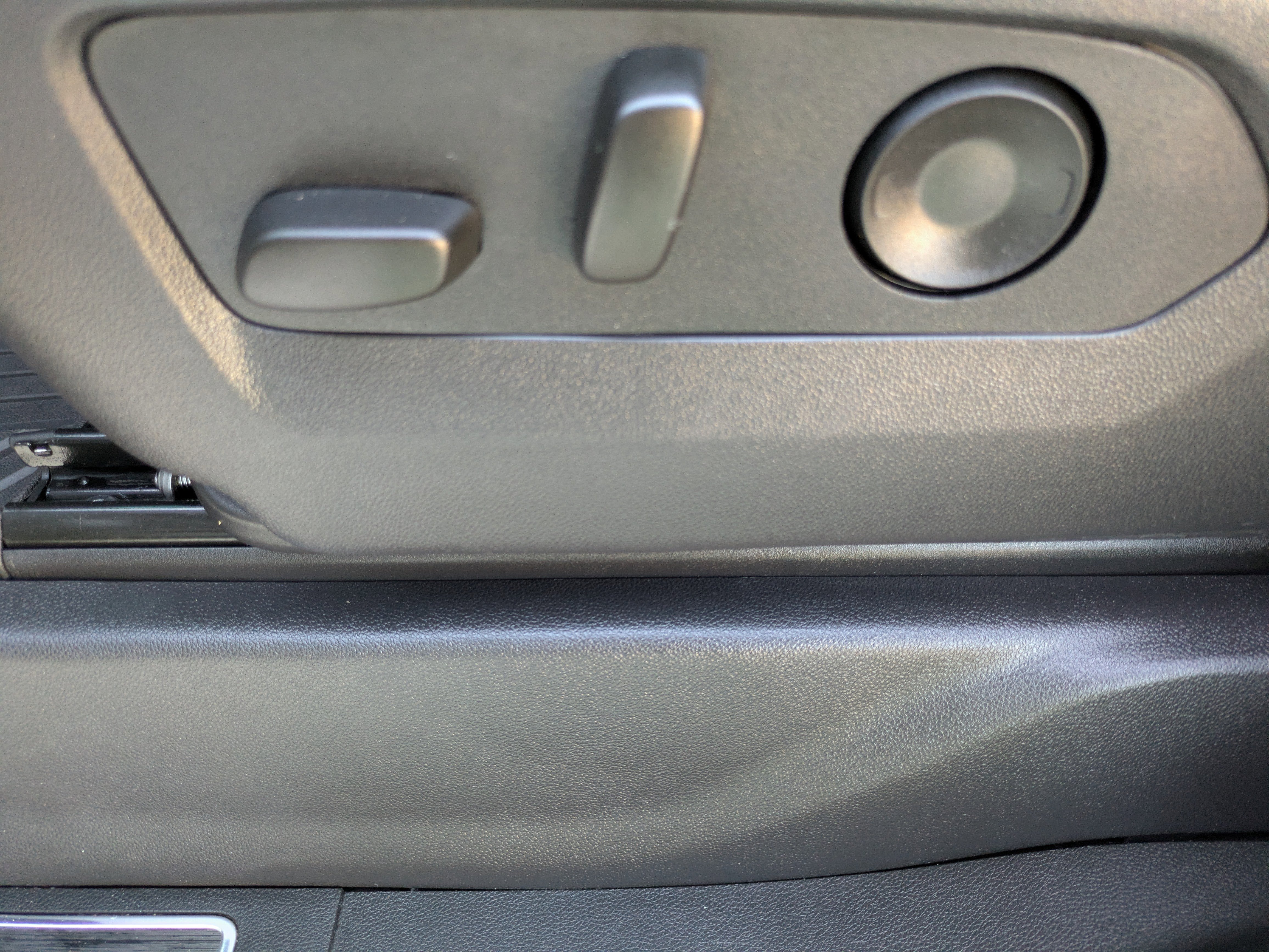 Used 2025 GMC Sierra 1500 AT4 w/ AT4 Premium Package image 18