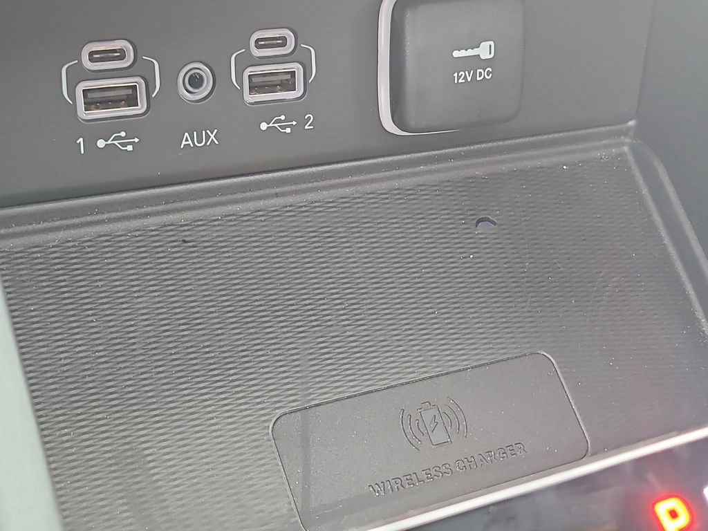 Certified 2025 Jeep Grand Cherokee Limited w/ Luxury Tech Group II RWD image 29