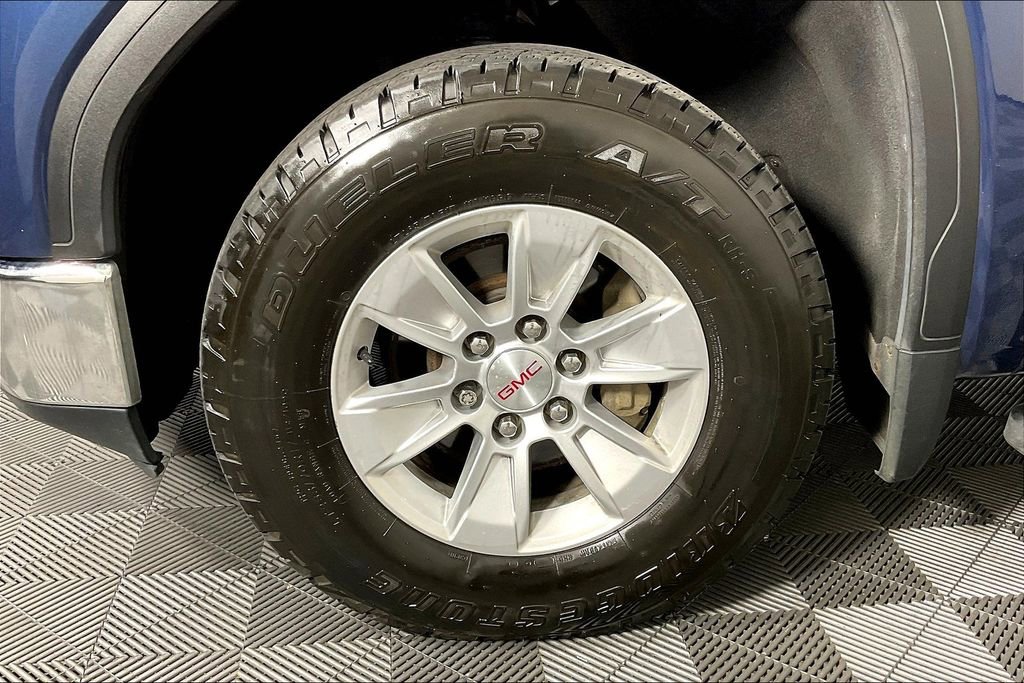 Used 2022 GMC Sierra 1500 SLE image 11