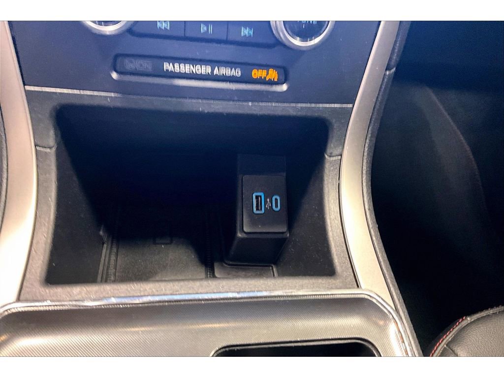 Used 2022 Ford Edge ST-Line image 34