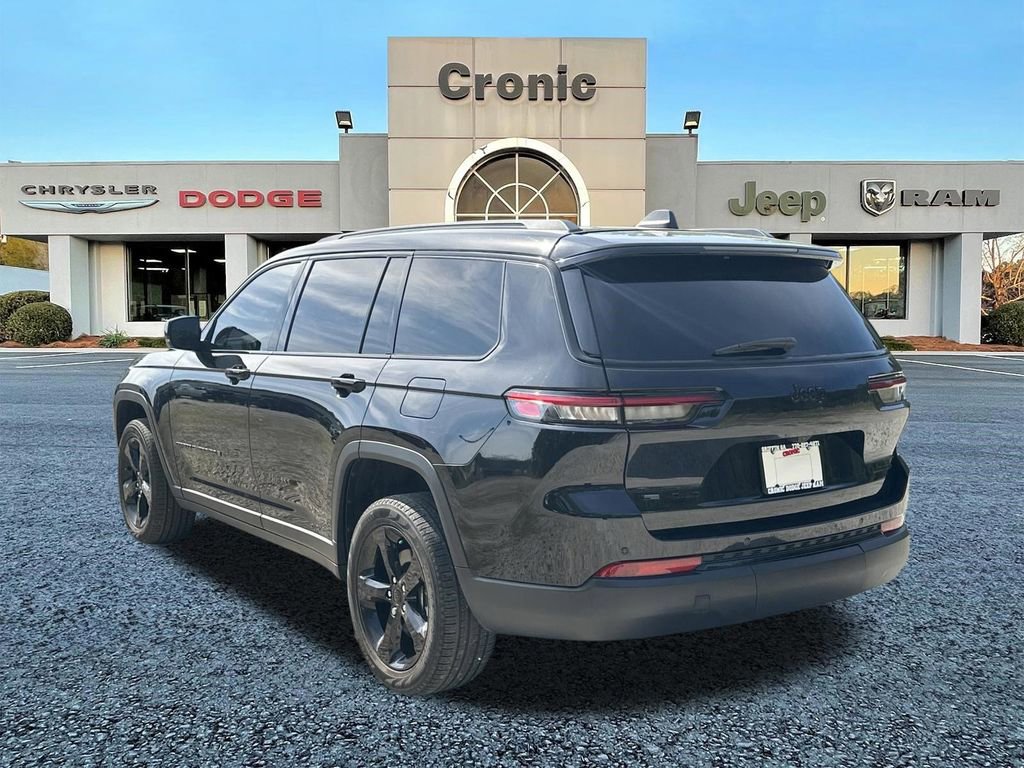 Used 2023 Jeep Grand Cherokee L Limited w/ Black Appearance Package image 5