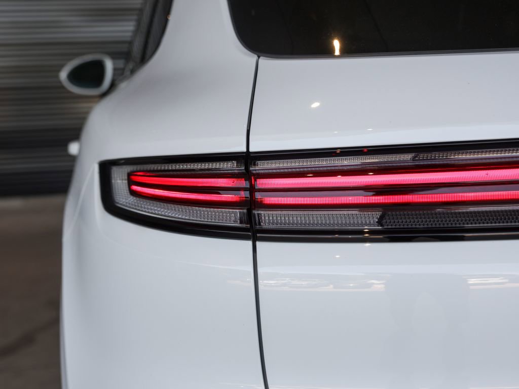 Certified 2024 Porsche Cayenne S image 15