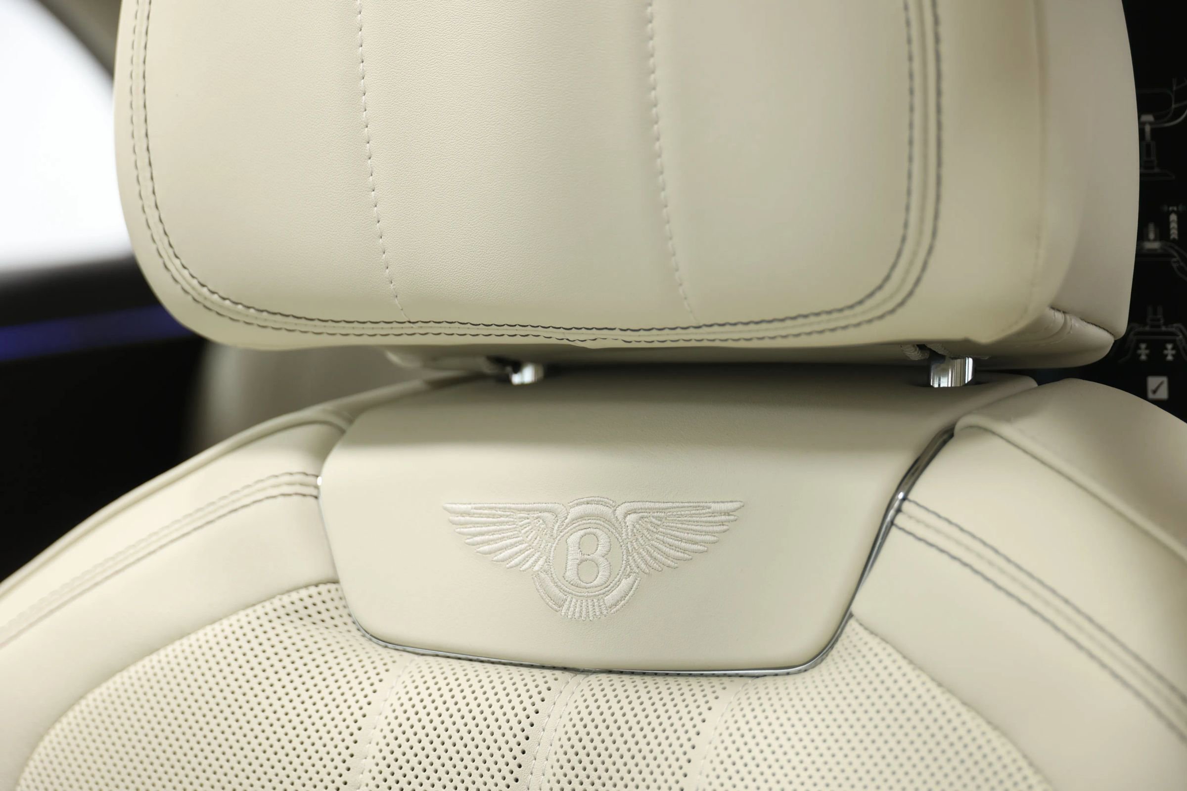 Used 2020 Bentley Flying Spur W12 AWD/4WD image 21