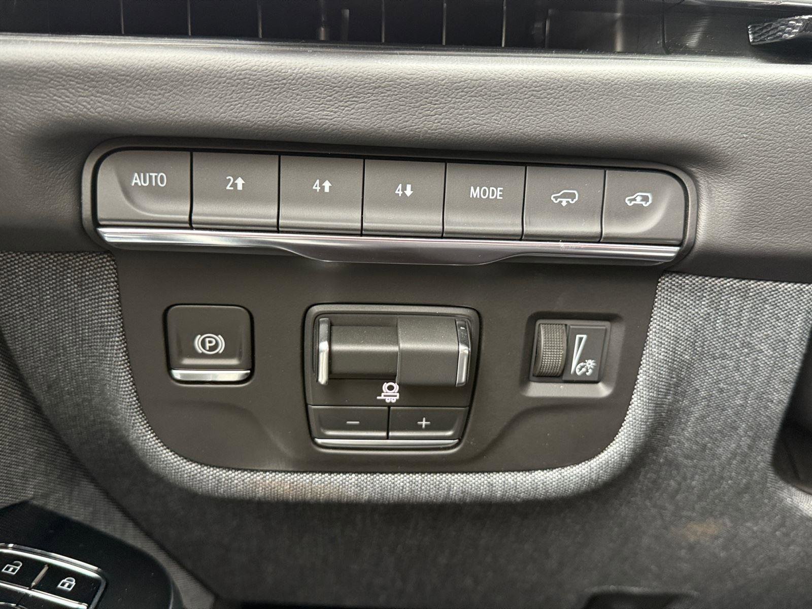 New 2026 Cadillac Escalade Platinum Luxury image 19