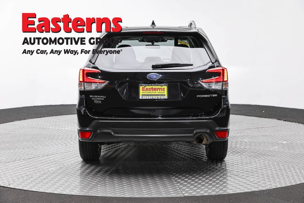 Used 2024 Subaru Forester Premium AWD/4WD image 6