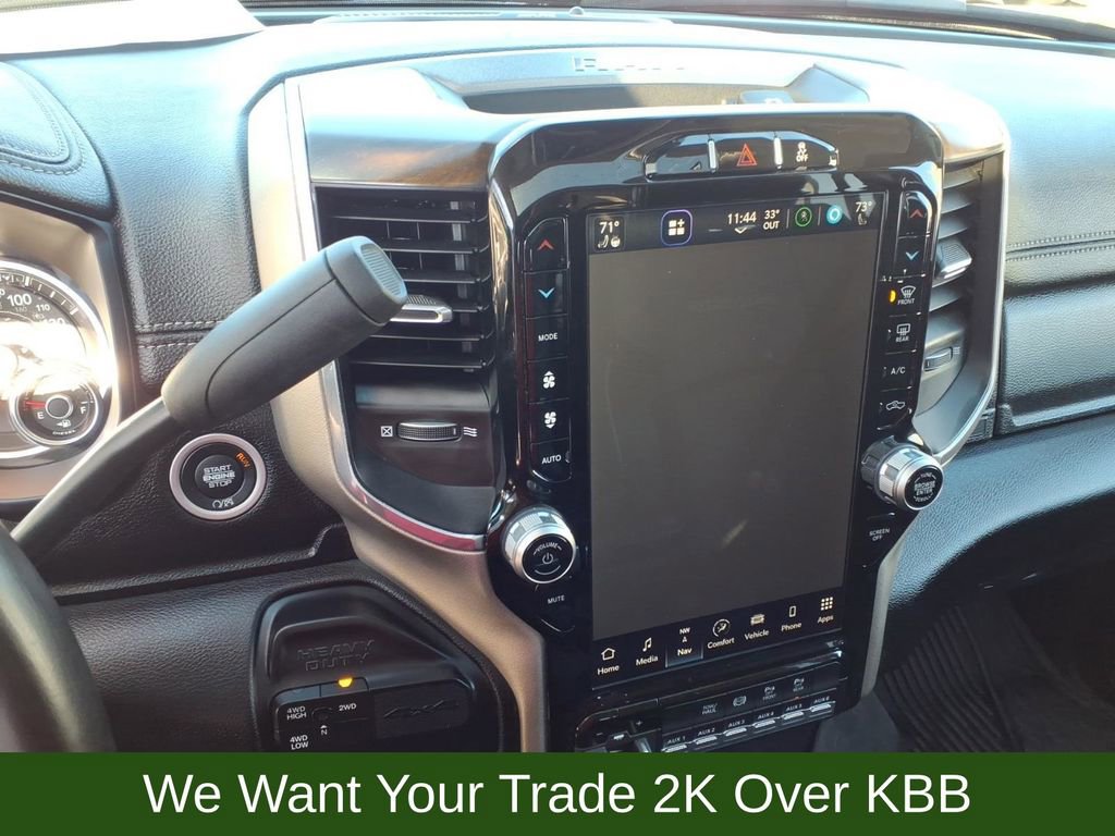 Used 2024 RAM 3500 Laramie AWD/4WD image 21