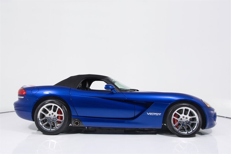 Used 2006 Dodge Viper SRT-10 RWD image 12