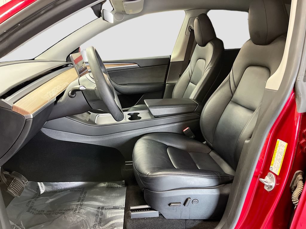 Used 2024 Tesla Model Y Long Range AWD/4WD image 19