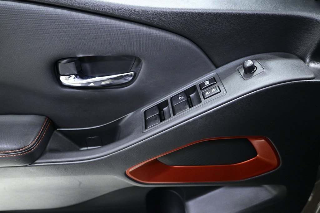 Used 2024 Nissan Frontier PRO-4X w/ Pro Convenience Package image 19