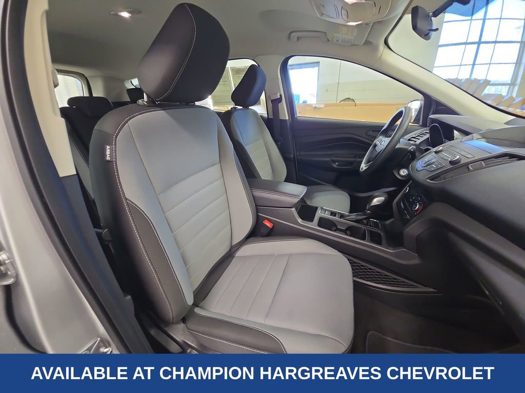 Used 2019 Ford Escape S image 37
