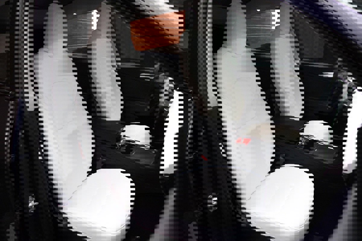 Used 2022 Tesla Model Y Long Range AWD/4WD image 48