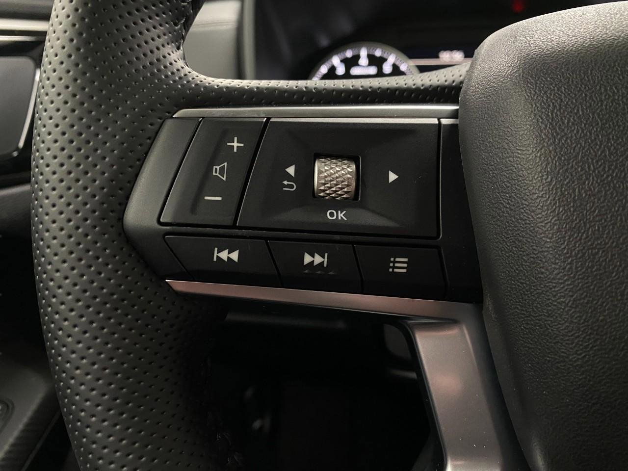 New 2026 Mitsubishi Outlander SE image 15