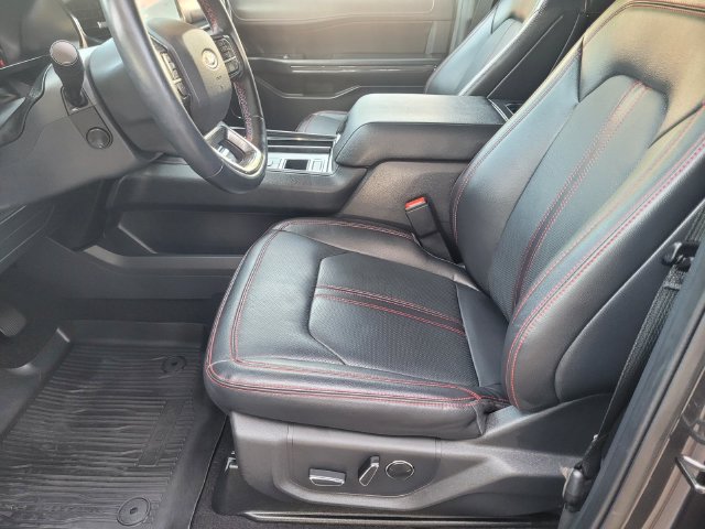Used 2023 Ford Expedition Limited RWD image 15