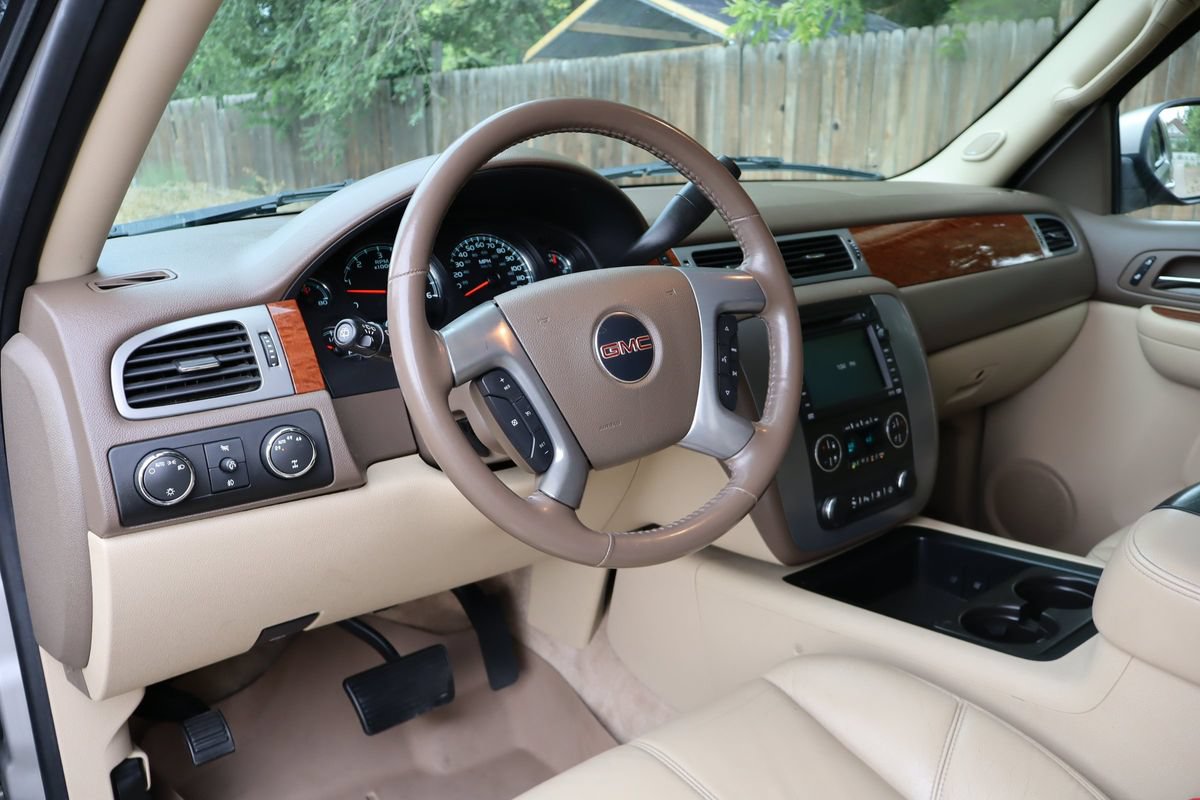Used 2008 GMC Yukon SLT AWD/4WD image 14