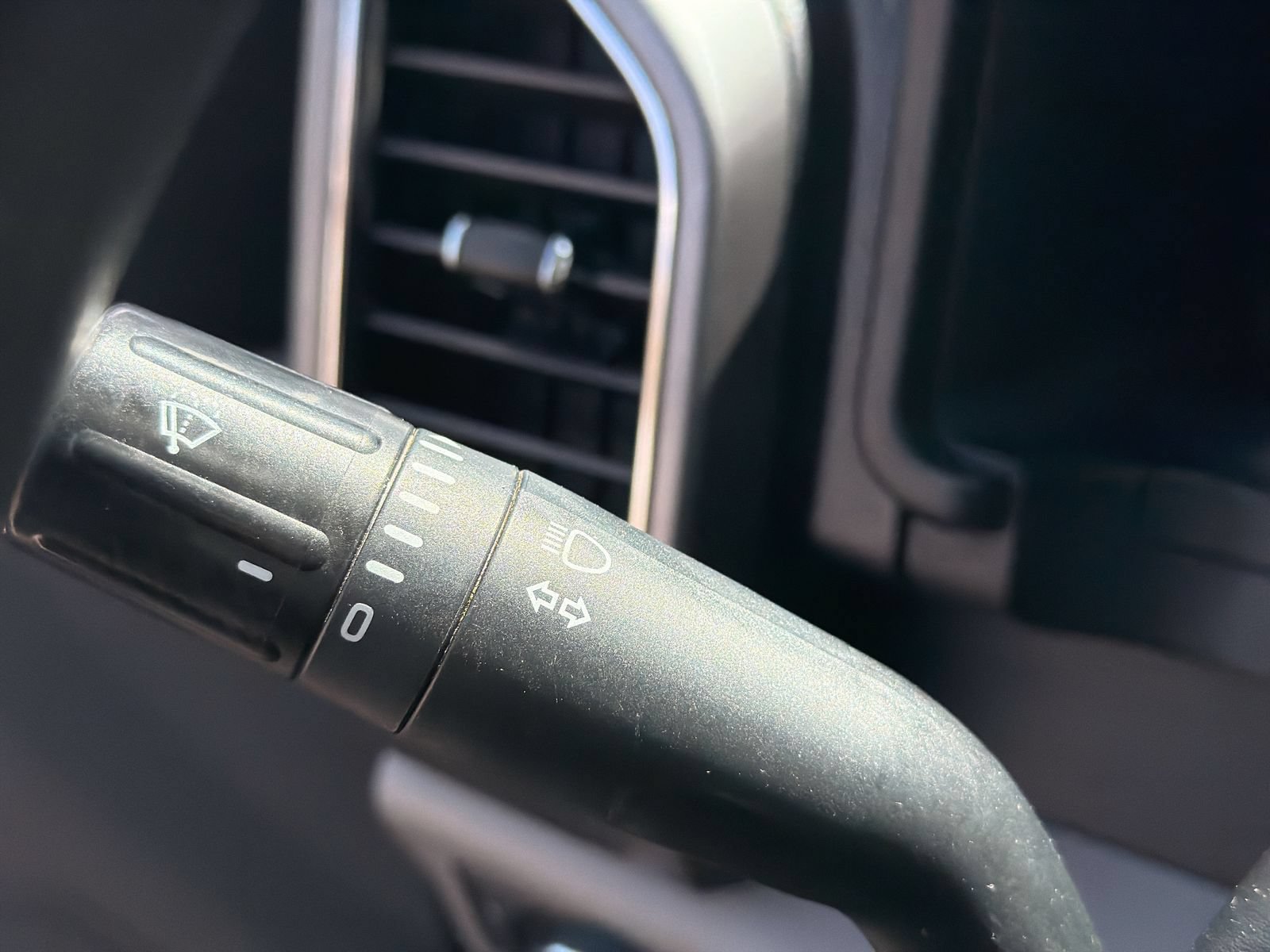 Used 2019 Ford F150 XLT AWD/4WD image 30