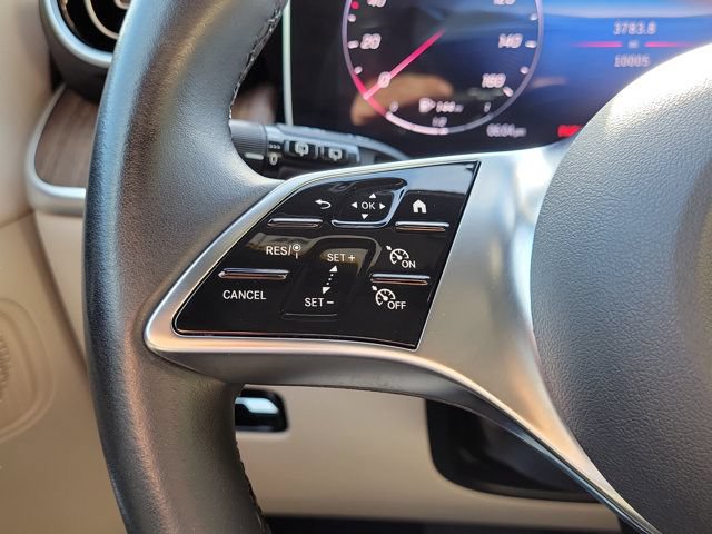 Used 2025 Mercedes-Benz GLC 300 image 31