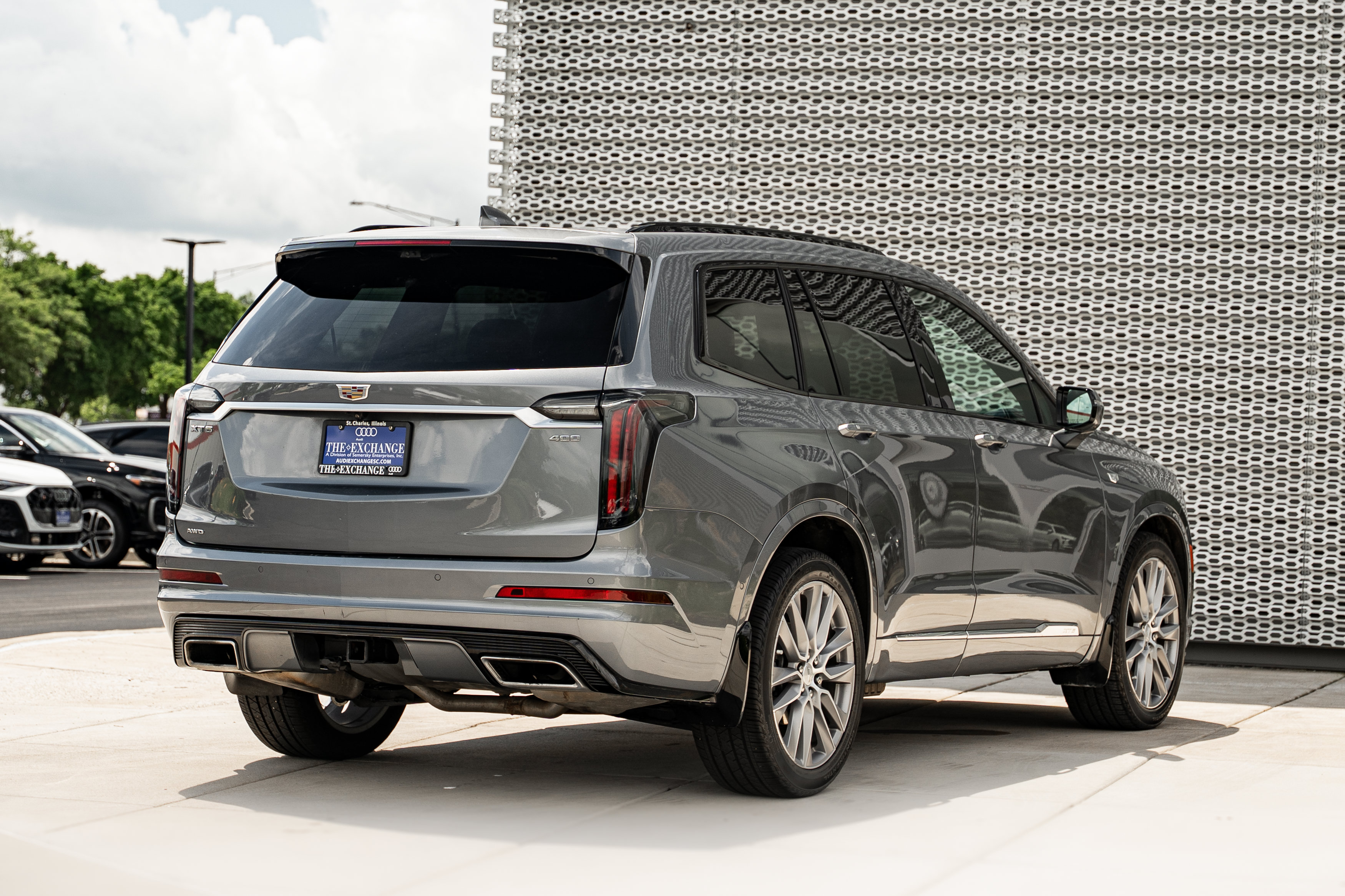 Used 2021 Cadillac XT6 Sport AWD/4WD image 4