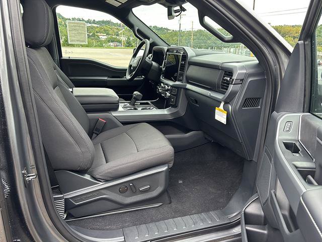 New 2026 Ford F150 XLT w/ Equipment Group 302A MID AWD/4WD image 19