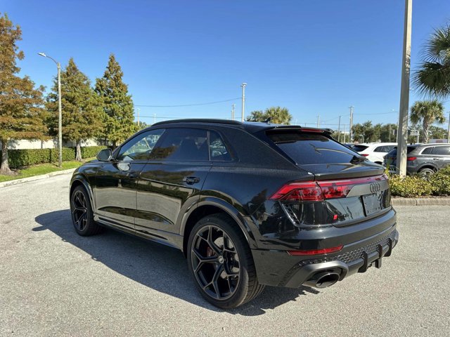 New 2026 Audi RS Q8 performance image 3