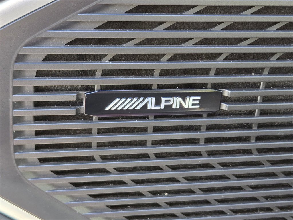 Used 2023 Jeep Wagoneer L Series II image 25