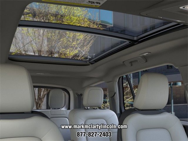 New 2026 Lincoln Aviator AWD image 22