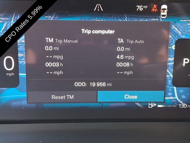 Certified 2023 Volvo XC40 B5 Plus w/ Driver Assist Package AWD/4WD image 25