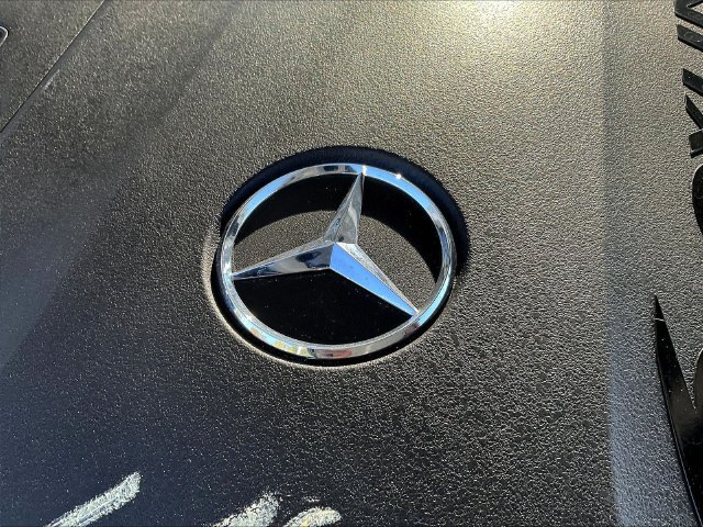 Certified 2022 Mercedes-Benz S 500 4MATIC image 33