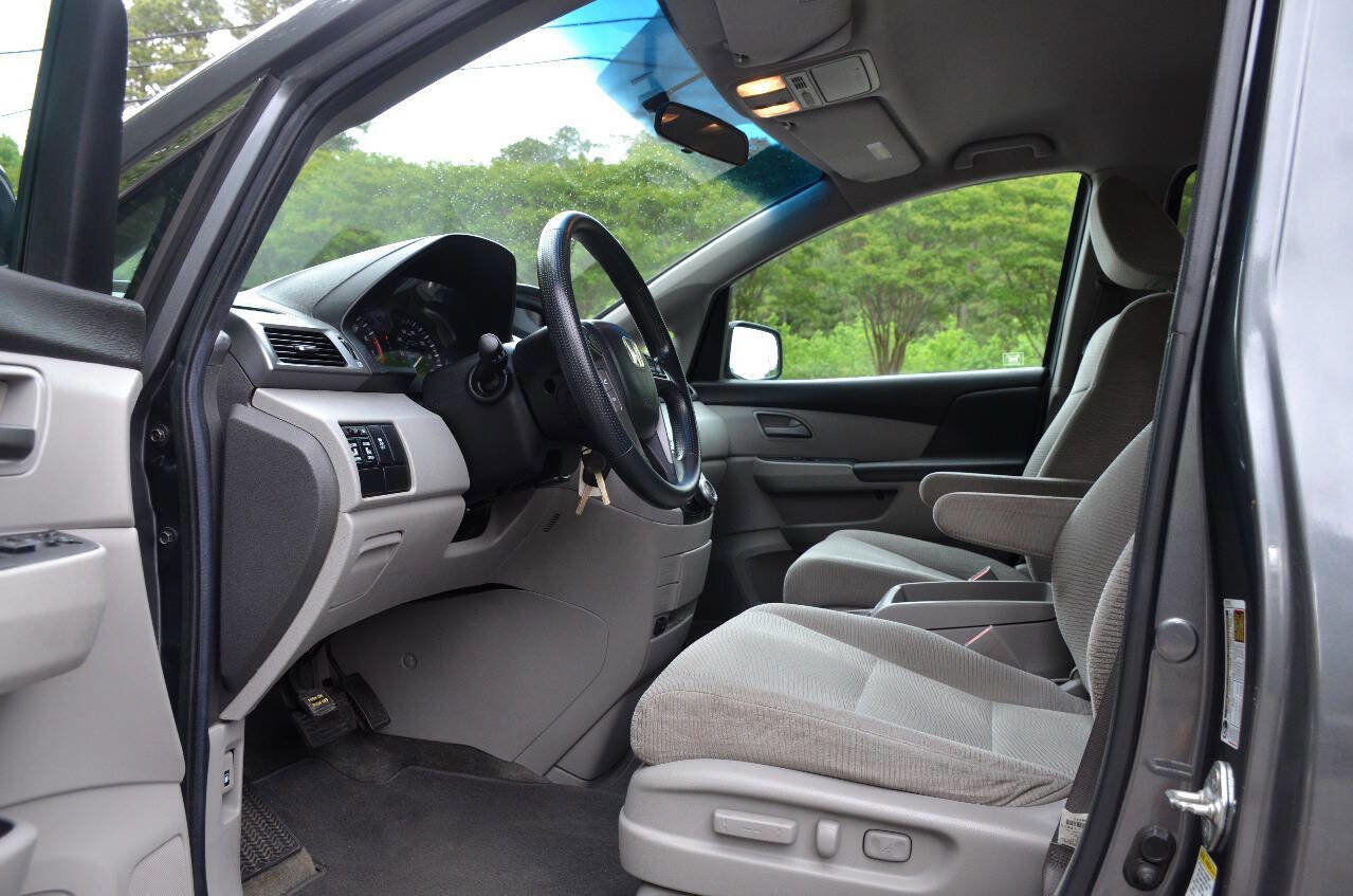 Used 2012 Honda Odyssey EX image 10