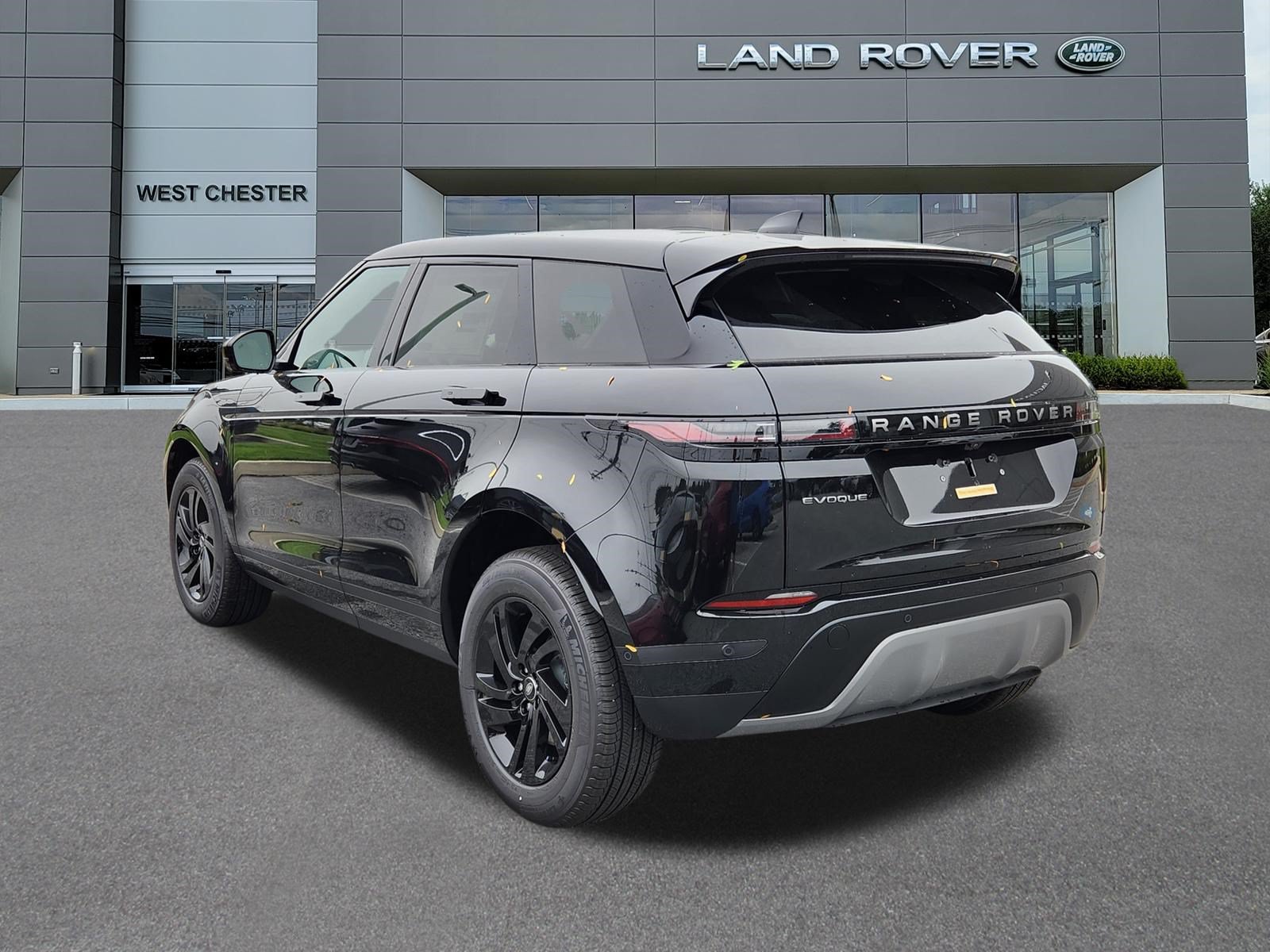 New 2026 Land Rover Range Rover Evoque S AWD/4WD image 3