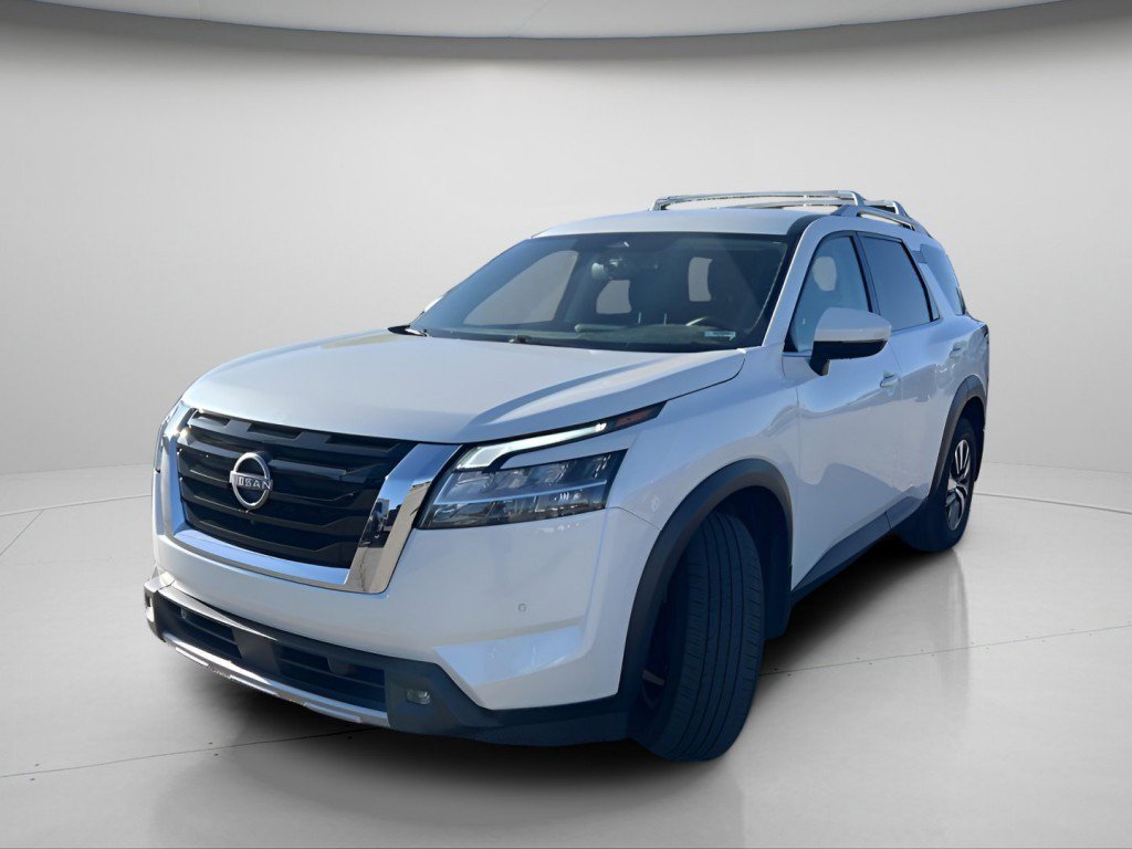 Used 2022 Nissan Pathfinder SL AWD/4WD image 15