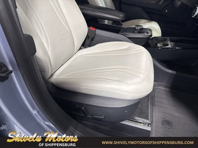 Used 2022 Ford Mustang Mach-E Premium RWD image 40