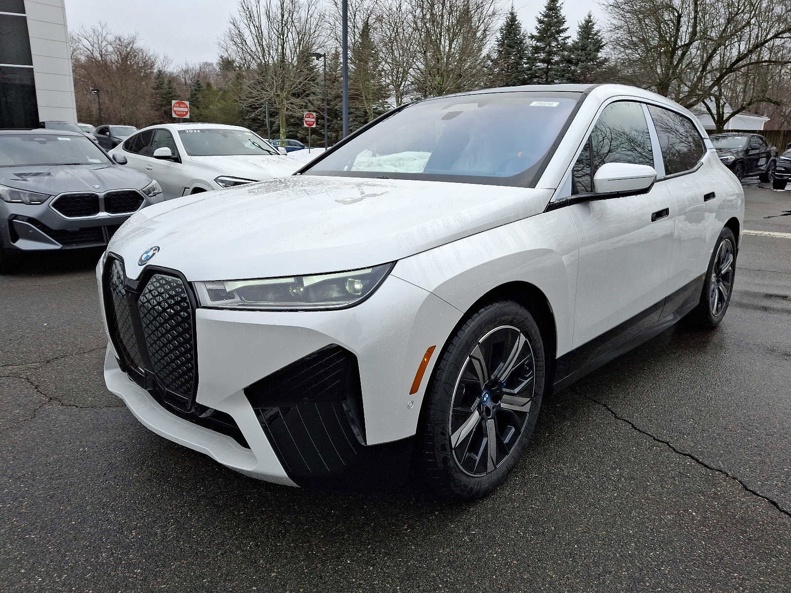 New 2025 BMW iX M60 image 2