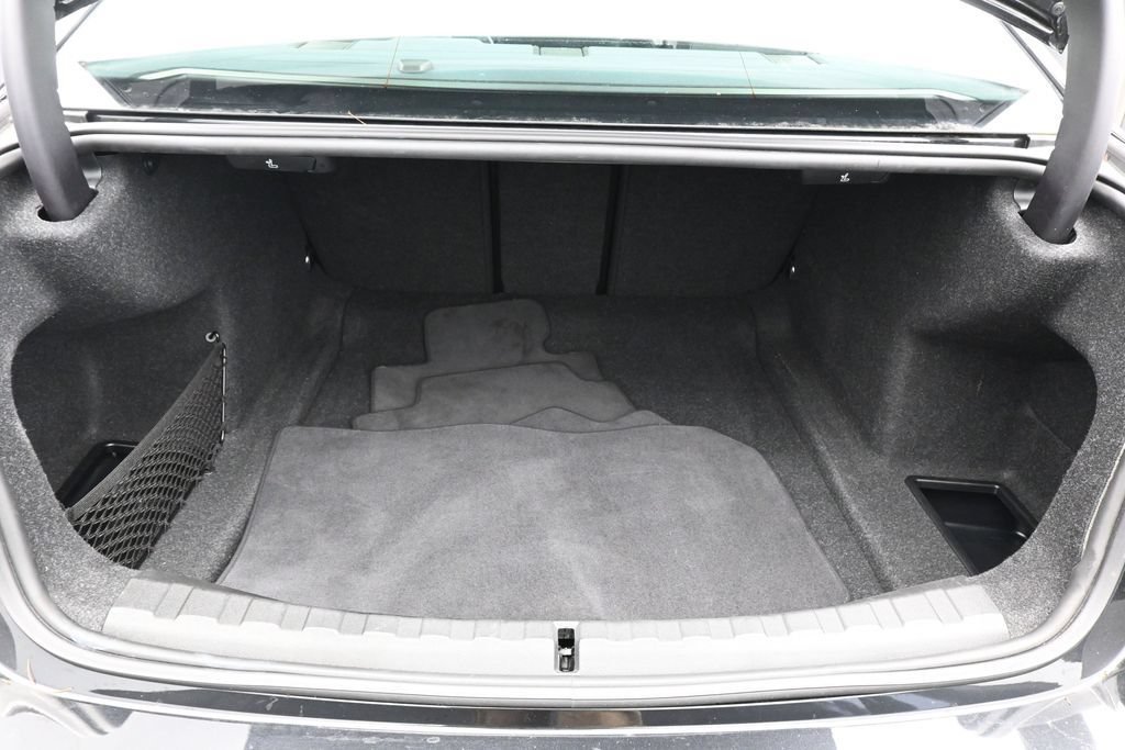 Used 2026 BMW 330i Sedan w/ Convenience Package RWD image 35