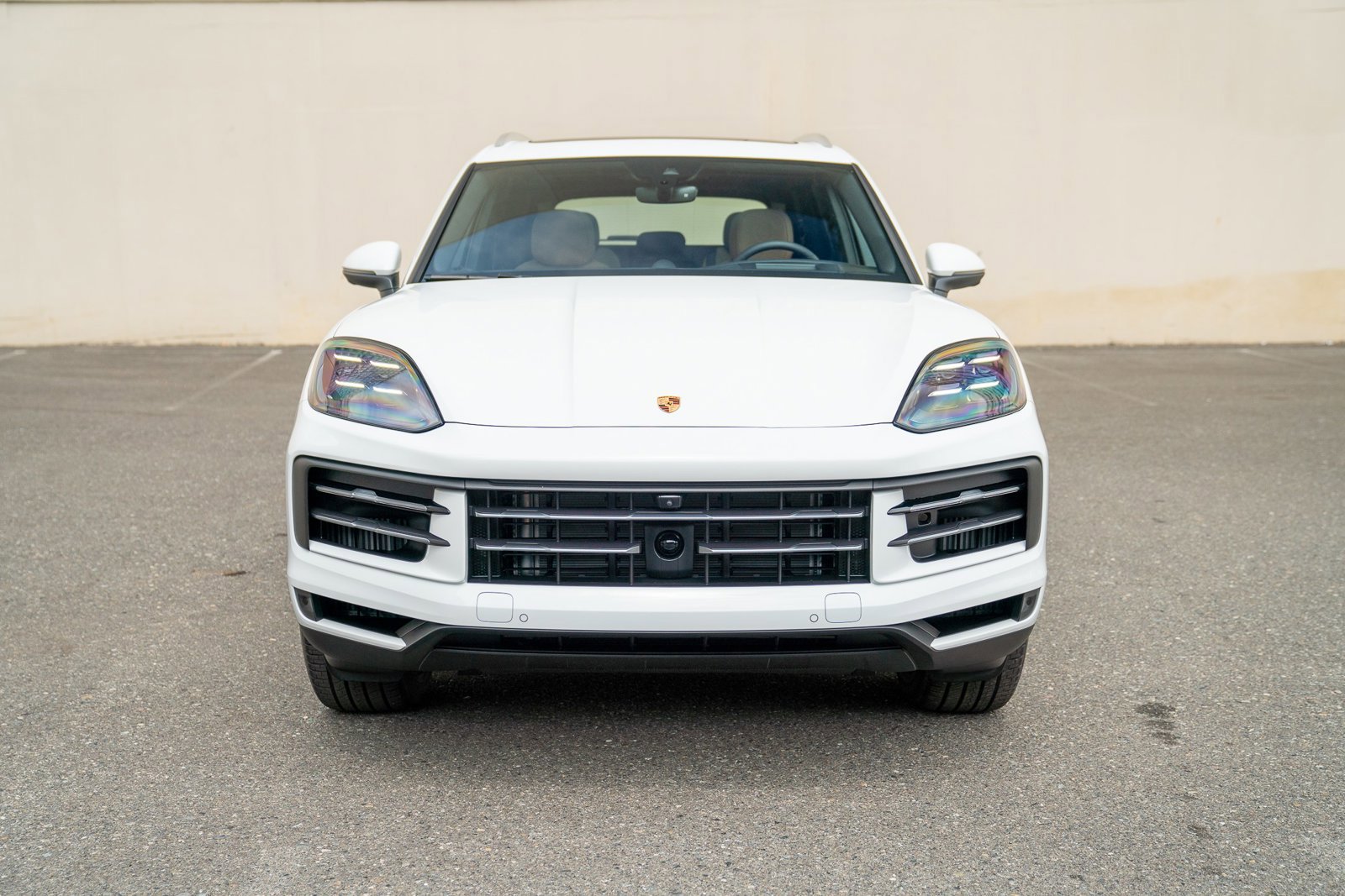 Used 2025 Porsche Cayenne image 6