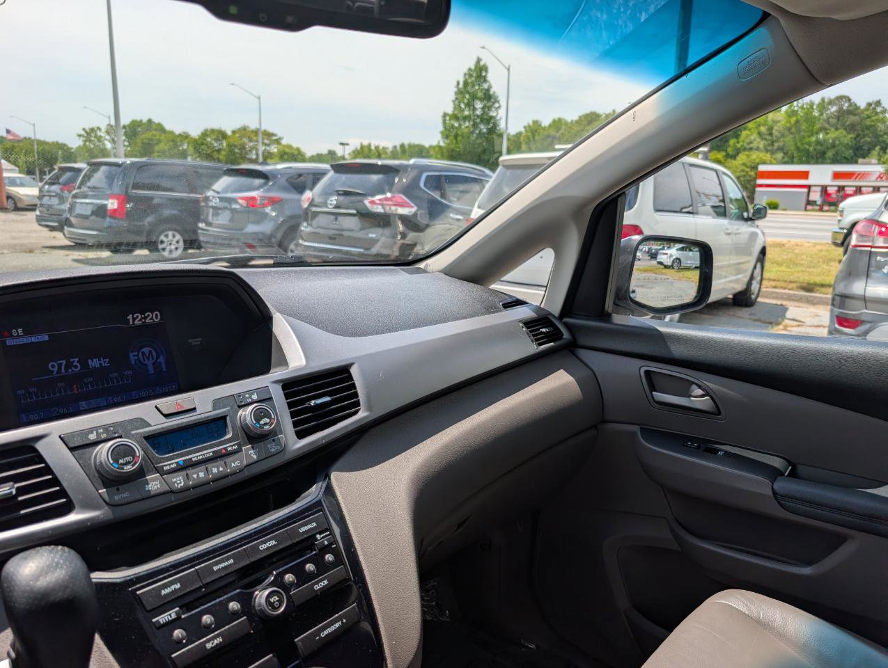 Used 2011 Honda Odyssey EX-L image 30