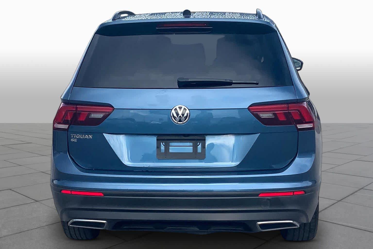 Used 2019 Volkswagen Tiguan SE w/ Panoramic Sunroof Package FWD image 5