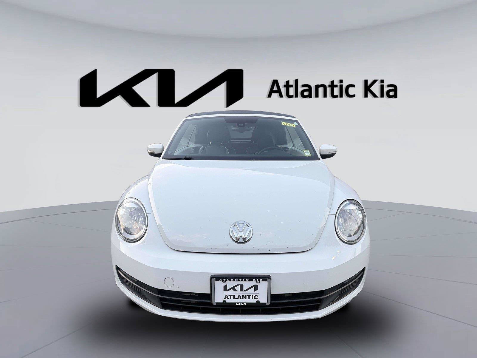 Used 2016 Volkswagen Beetle 1.8T Denim FWD image 2