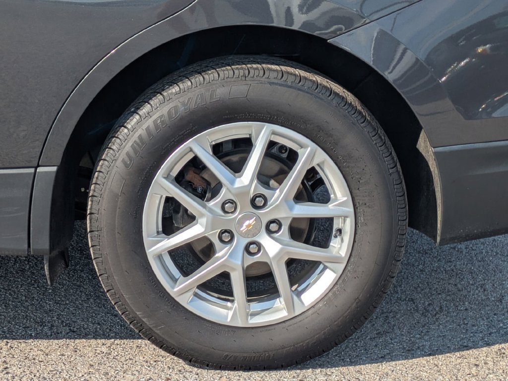 Used 2023 Chevrolet Equinox LT AWD/4WD image 11