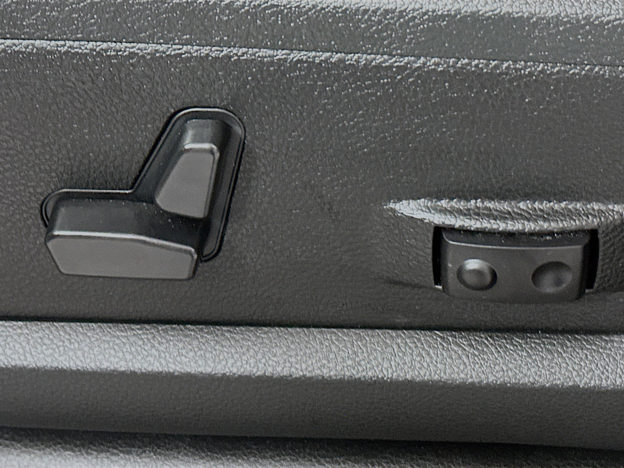 Used 2024 RAM 2500 Big Horn w/ Bed Utility Group image 13