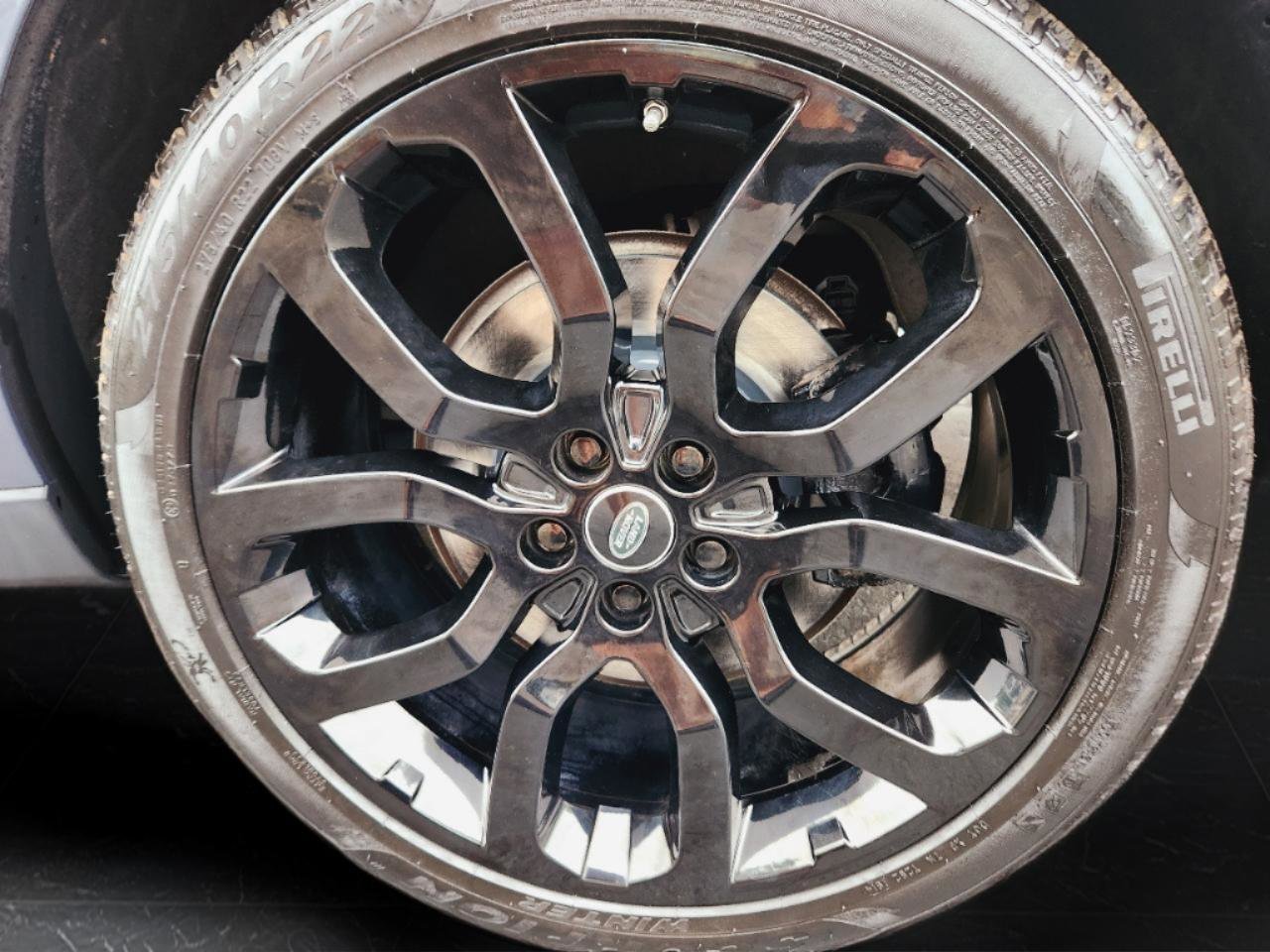 Used 2020 Land Rover Range Rover HSE image 39