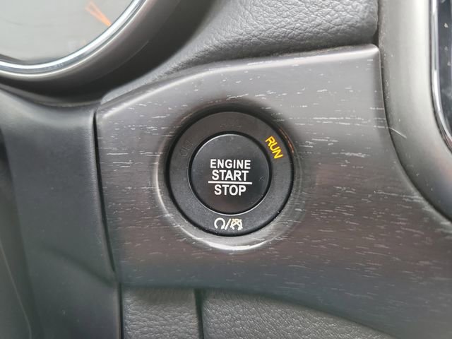 Used 2018 Jeep Grand Cherokee Laredo AWD/4WD image 29