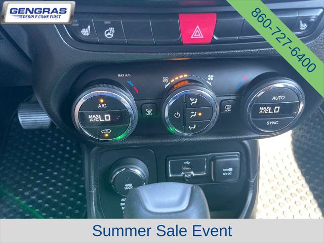 Certified 2017 Jeep Renegade Altitude AWD/4WD image 46