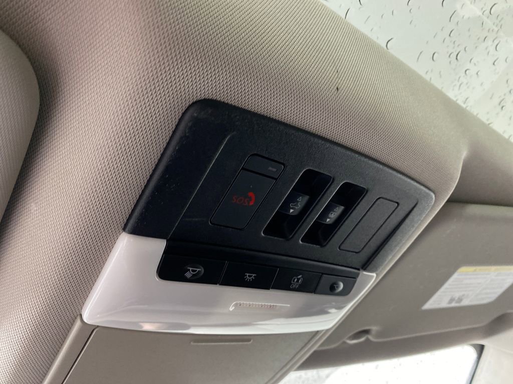 Used 2021 Nissan Rogue SL image 25