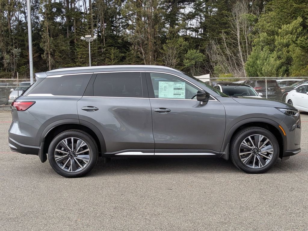 New 2026 INFINITI QX60 Luxe image 4