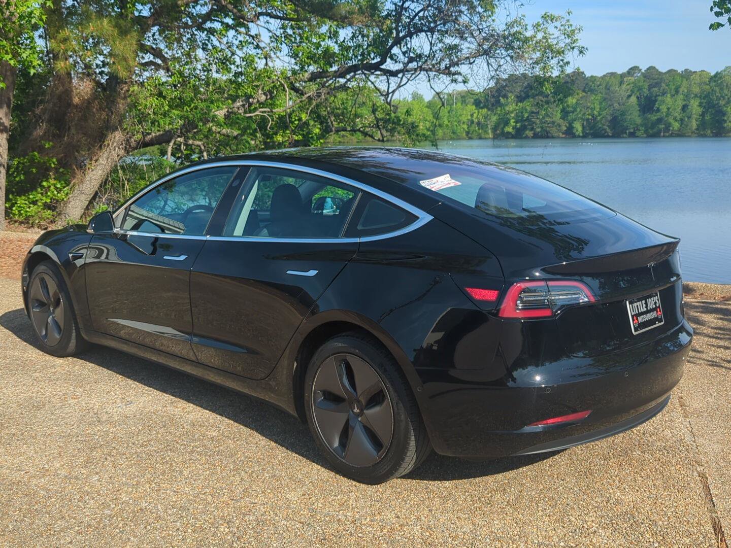 Used 2018 Tesla Model 3 Performance image 5
